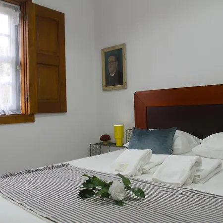 Cottage In Santa Comba With Pool Holiday home