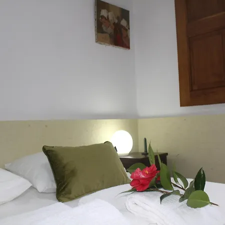 Cottage In Santa Comba With Pool Holiday home