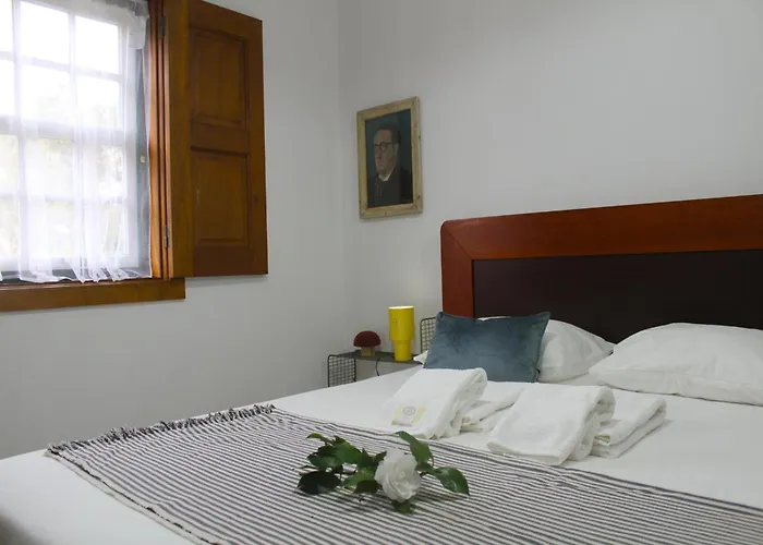 Cottage In Santa Comba With Pool Holiday home